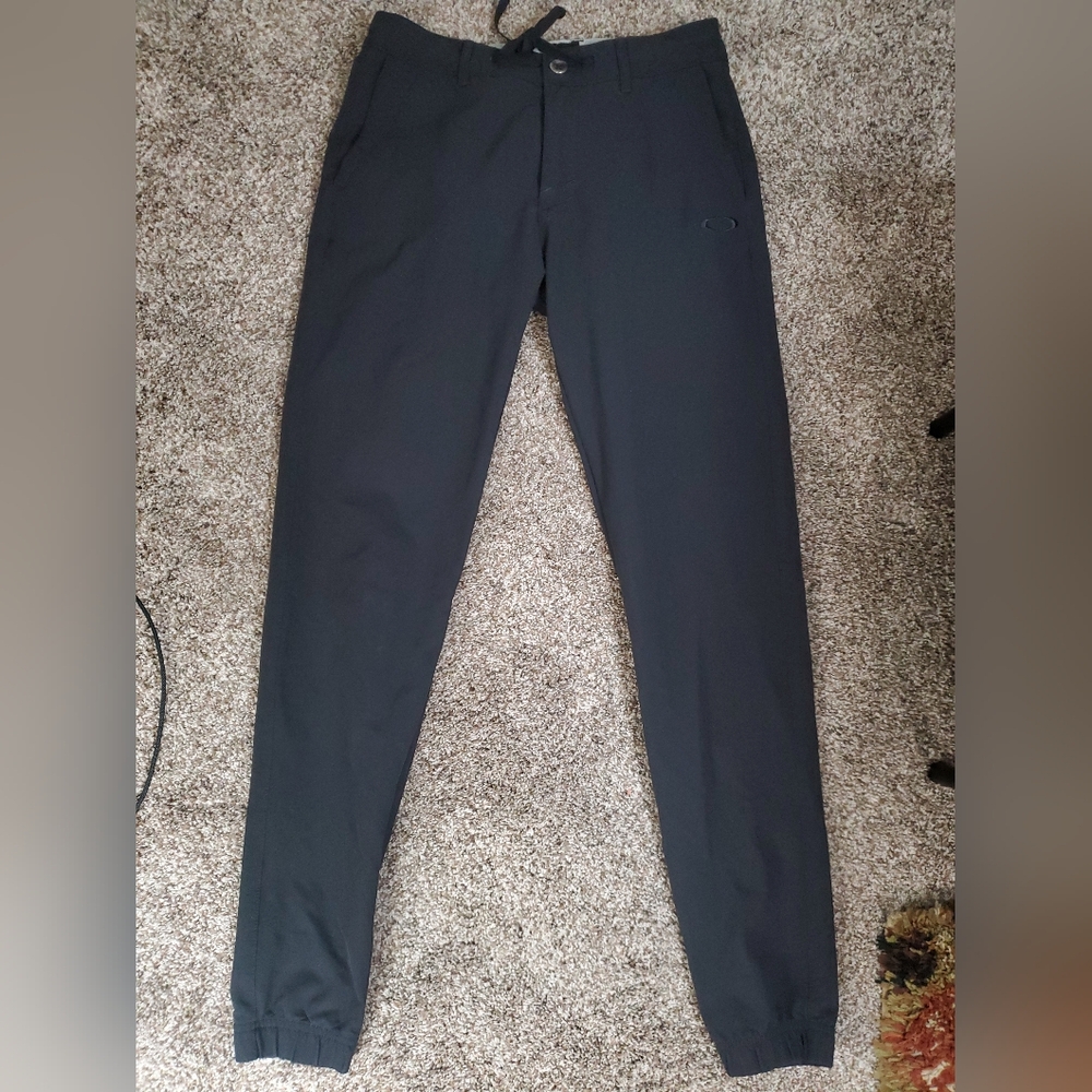 Oakley Men’s Black‎ Jogger Pants 28W x 32L